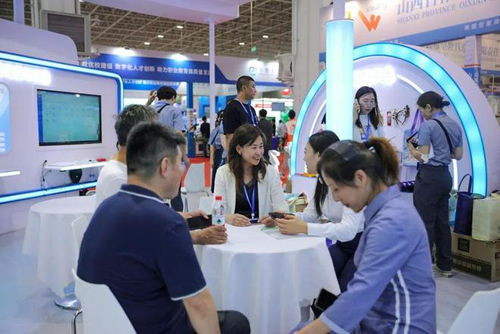 內蒙古出版集團攜手內蒙古漠尼文化，大e洋智慧教育產品閃耀內蒙古教育裝備展